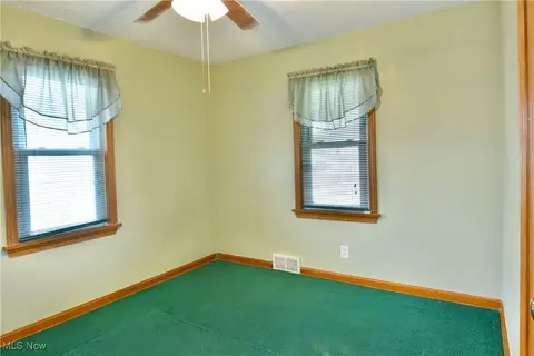 144 Helena Dr, Struthers, OH 44471 photo 21