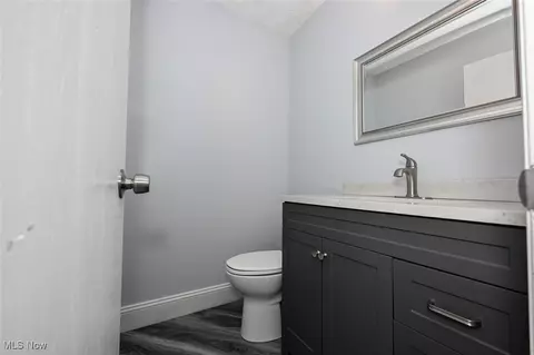 Bath - 1128 Millhaven Dr, Copley, OH 44321 photo 2 of 2