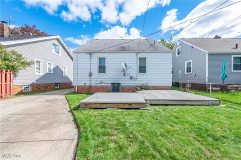 Exterior - 6166 Wareham Dr, Parma, OH 44129 photo 9 of 12