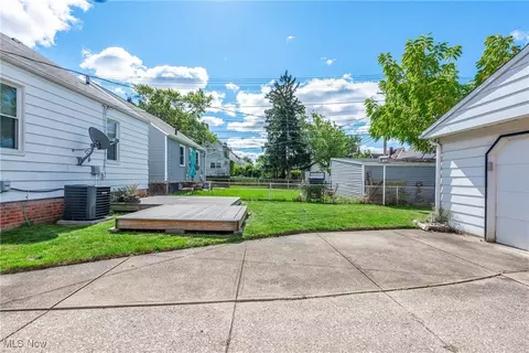 Exterior - 6166 Wareham Dr, Parma, OH 44129 photo 5 of 12