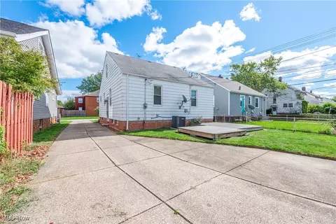 Exterior - 6166 Wareham Dr, Parma, OH 44129 photo 12 of 12