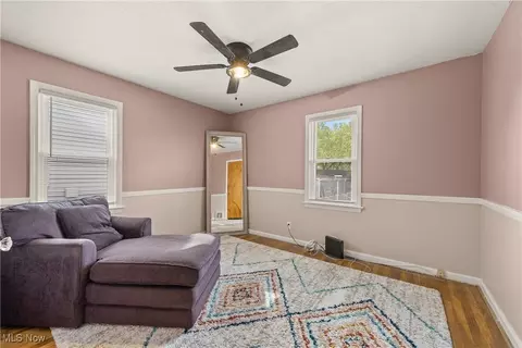 Bedroom - 6166 Wareham Dr, Parma, OH 44129 photo 1 of 11