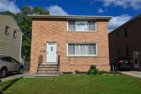 2620 Snow Rd, Cleveland, OH 44134