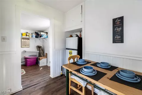 Dining - 577 Belvedere Ave SE, Warren, OH 44483 photo 1 of 2