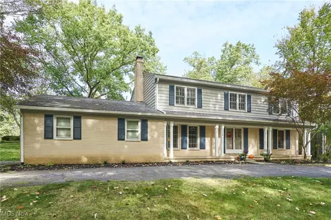 Exterior - 334 Ely Rd, Akron, OH 44313 photo 7 of 7