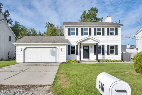 246 Rowland Rd, Vermilion, OH 44089