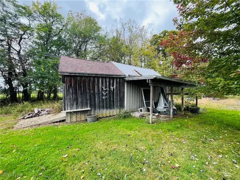 Exterior - 2687 Griggs Rd, Jefferson, OH 44047 photo 7 of 11