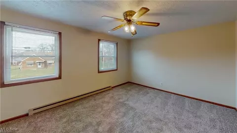 4566 Aurora St NW, Canton, OH 44708 photo 23