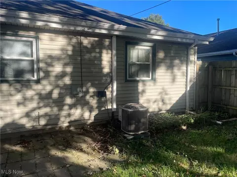 611 Boston Ave, Elyria, OH 44035 photo 27