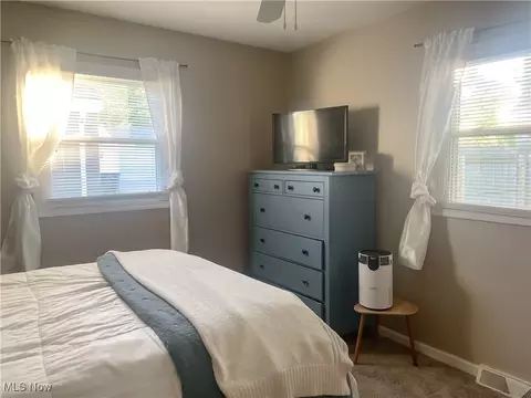 611 Boston Ave, Elyria, OH 44035 photo 17