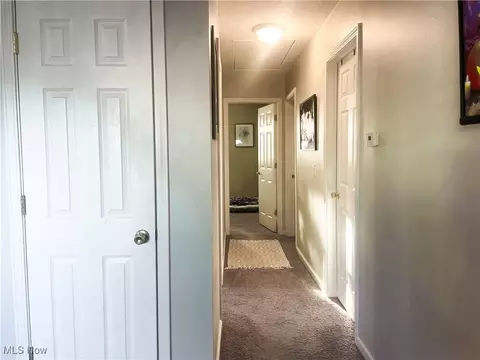611 Boston Ave, Elyria, OH 44035 photo 7