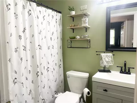 611 Boston Ave, Elyria, OH 44035 photo 15