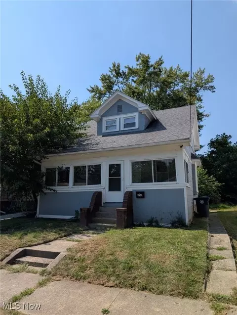852 Bertha Ave, Akron, OH 44306