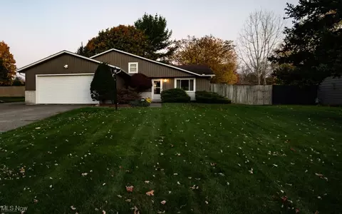 1639 Wiltshire Dr, Brunswick, OH 44212