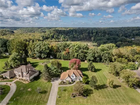 View/Area - 2820 Loreto Dr, Willoughby Hills, OH 44094 photo 1 of 2