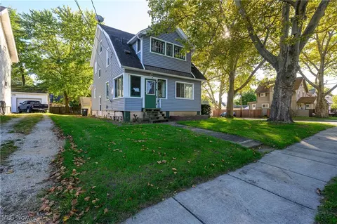 438 Lockwood St, Akron, OH 44314