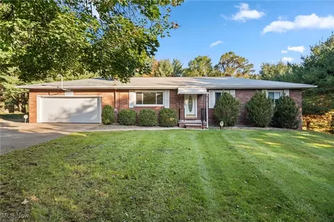 2331 E Turkeyfoot Lake Rd, Akron, OH 44312