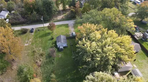 1913 Tillotson Rd, Ashtabula, OH 44004 photo 5