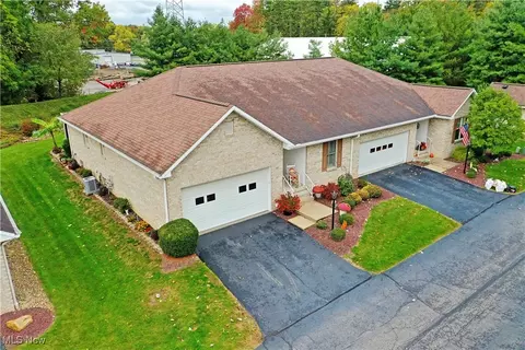 159 Mathews Rd #B, Youngstown, OH 44512