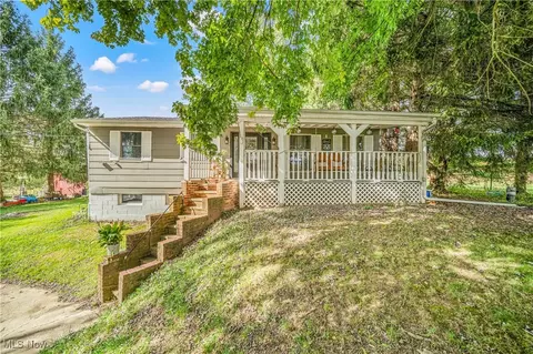 6981 Howard Rd, Williamsfield, OH 44093