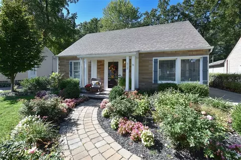 312 Dellwood Rd, Avon Lake, OH 44012