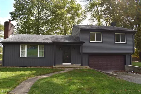 12800 N Pike Rd, Mount Perry, OH 43760