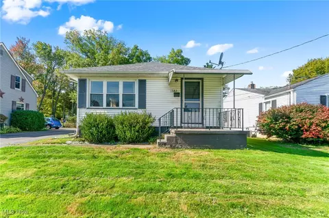 1542 Cullinan Ave, Masury, OH 44438