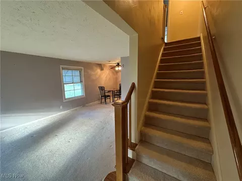 Entry Way - 1497 E 256th St, Euclid, OH 44132 photo 1 of 2