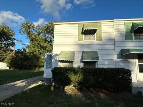 Exterior - 1497 E 256th St, Euclid, OH 44132 photo 2 of 3