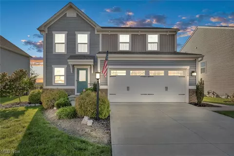 9248 Nash Ln, North Ridgeville, OH 44039