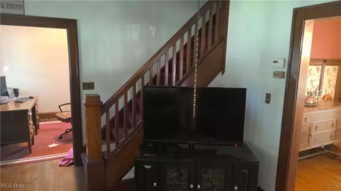 Entry Way - 909 Gulf Rd, Elyria, OH 44035 photo 1 of 1