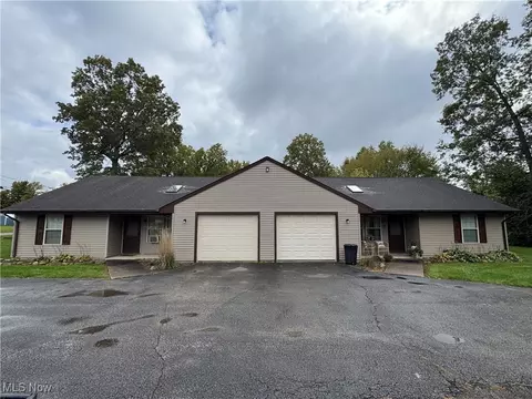 120-122 Atlanta Ave, Youngstown, OH 44515