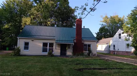 3999 Lancaster Rd, South Euclid, OH 44121