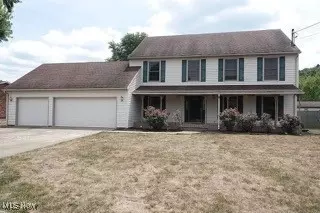 297 Dublin Dr, Mineralwells, WV 26150