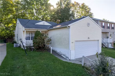 587 Wolf Ave, Wadsworth, OH 44281