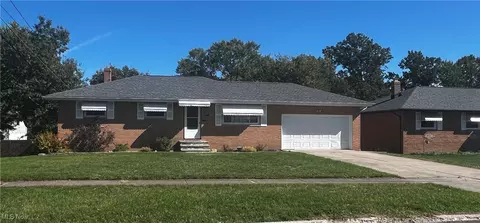 6171 Norfolk Dr, Parma, OH 44134