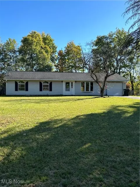 1710 Luke Dr, Streetsboro, OH 44241