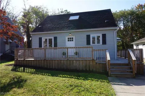 1056 Jason Ave, Akron, OH 44314