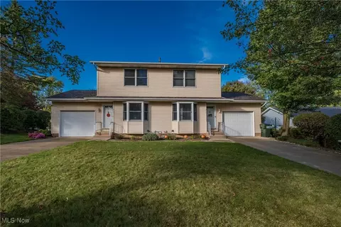 215 Navaho St, Louisville, OH 44641