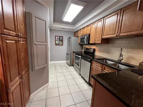 3601 Barrington Pl NW, Canton, OH 44708 photo 6