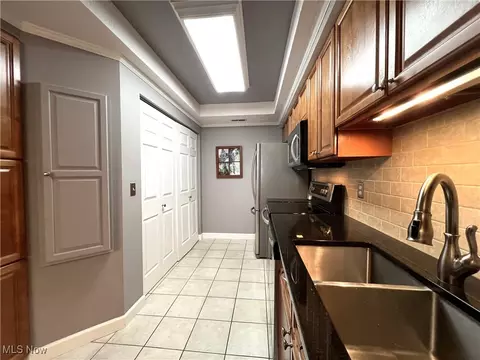3601 Barrington Pl NW, Canton, OH 44708 photo 5