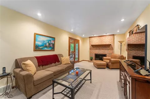 5250 Struthers Rd, Struthers, OH 44471 photo 7