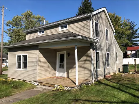 316 N Main St, Wellington, OH 44090