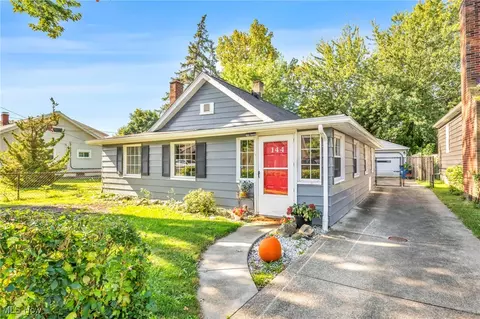 144 Plymouth Rd, Eastlake, OH 44095