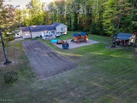 Exterior - 1391 State Rd, Rock Creek, OH 44084 photo 6 of 9