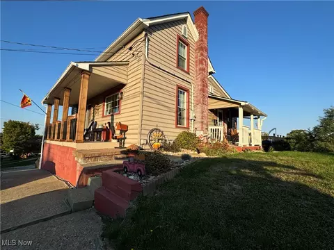 209 Washington St, Barnesville, OH 43713