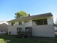16001 Holland Rd, Brook Park, OH 44142