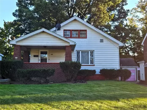 933 Winona Dr, Youngstown, OH 44511