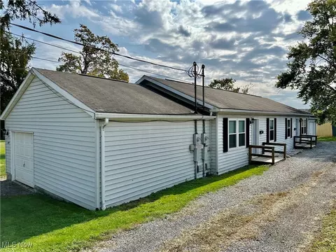 240 Sherman St, Lisbon, OH 44432