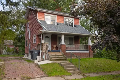 969 Cordova Ave, Akron, OH 44320